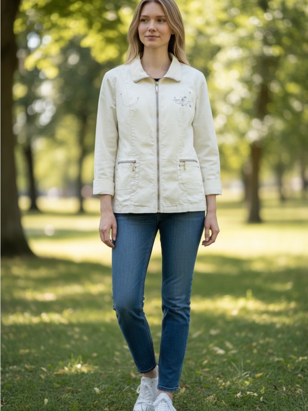 LA YISHA Women's Light Cream Zip-Front Jean Jacket with Embroidered Detail
